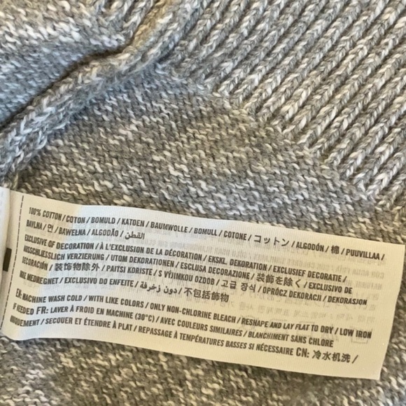 Abercrombie & Fitch Embroidered Logo Crew Neck Pullover Sweater Size XSmall Grey - Picture 13 of 14
